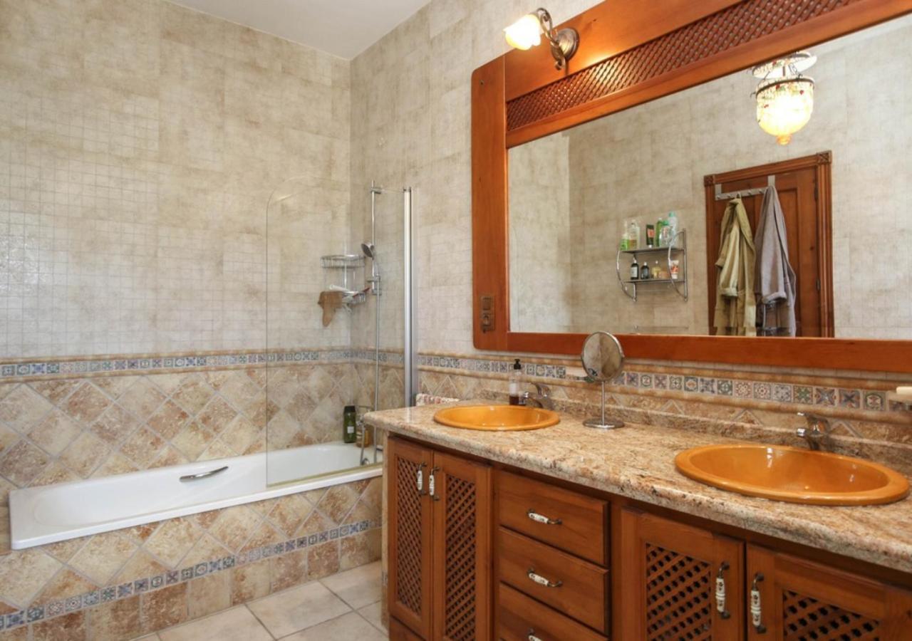 Spacious Villa With Exceptional Views In Malaga Casarabonela Exterior foto
